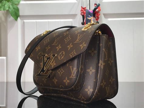 louis vuitton passy review.